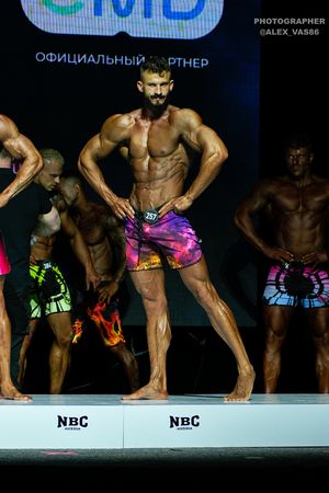 MAN'S PHYSIQUE НОВИЧКИ